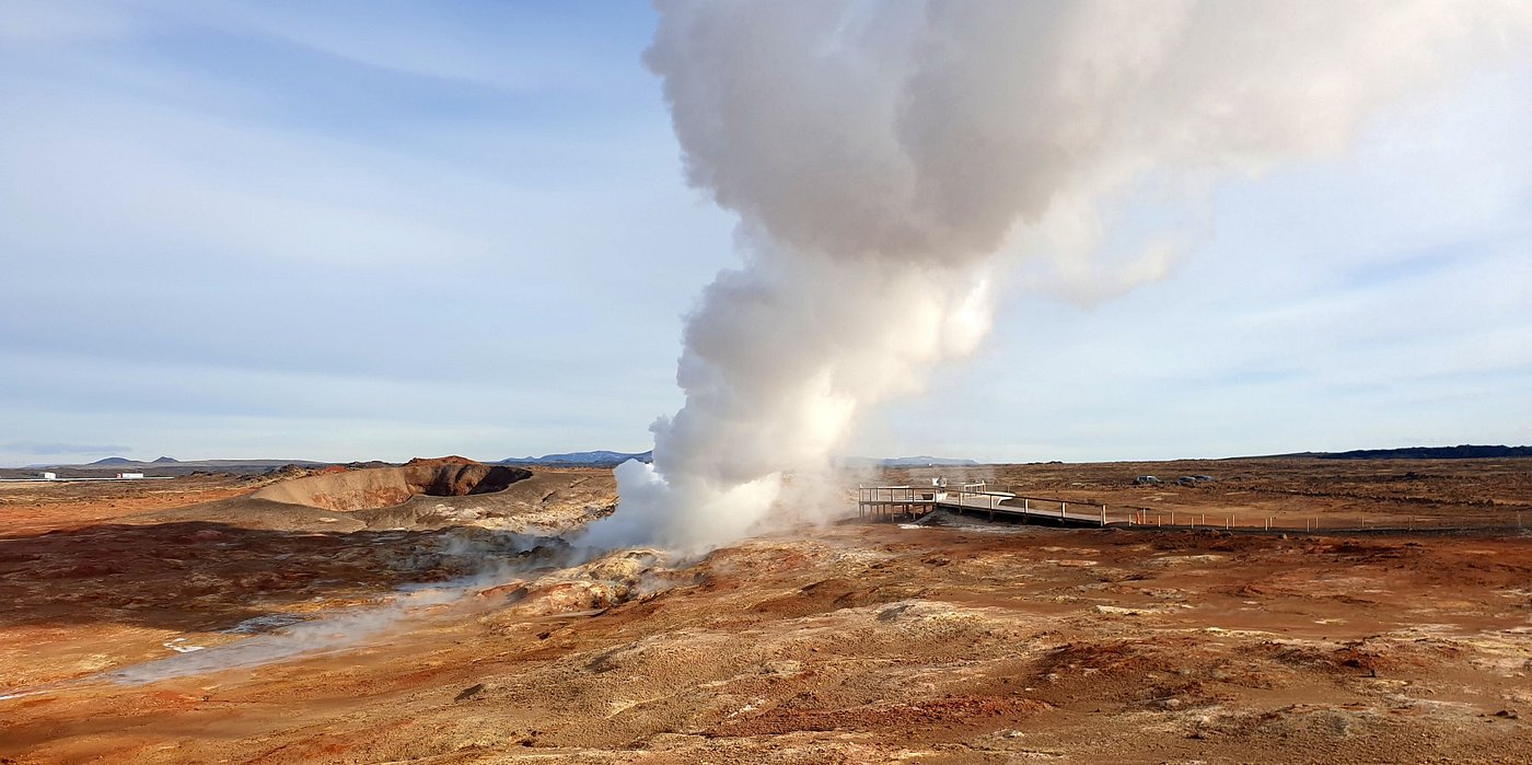 Zonsondergang aan zee